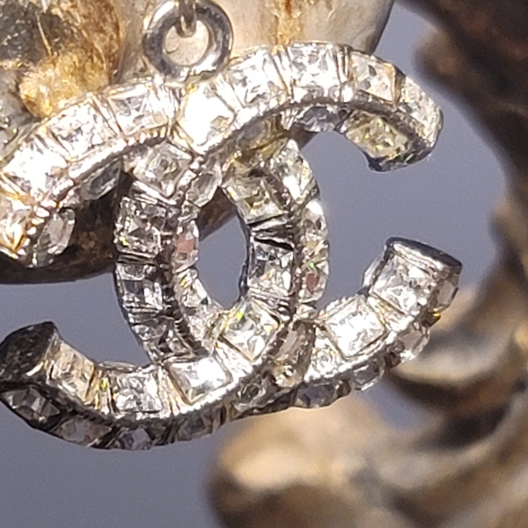 SOLD CHANEL Baquette Crystal Earrings - Picture 3 of 5